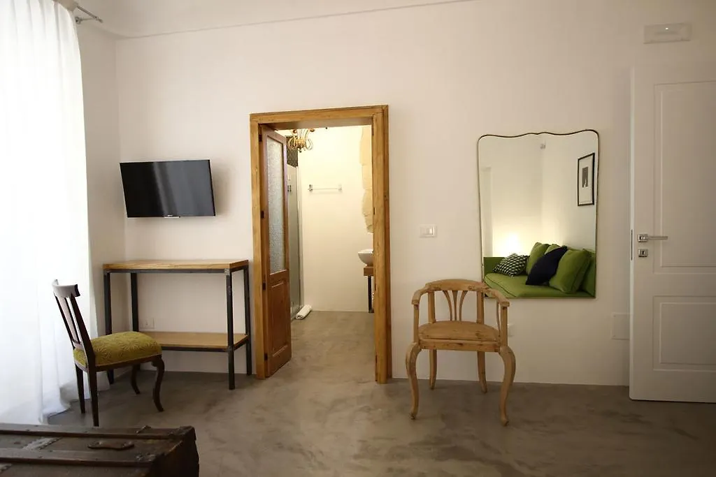 Notia Rooms Noto 0*,  Italy